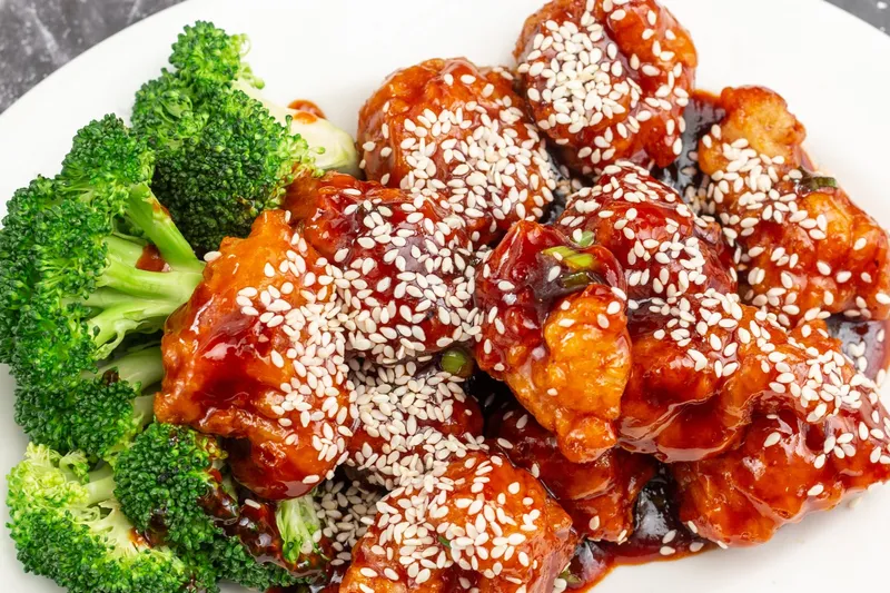Sesame chicken with broccoli at Joe's Ginger