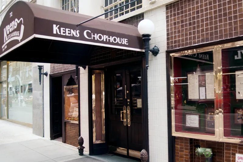 Exterior storefront and awning of Keens Steakhouse (Keens Chophouse) on West 36th Street in New York