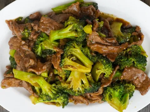 Beef and broccoli plated at San Tung