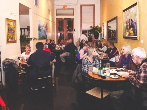 Caffe Luna restaurant image from the official website