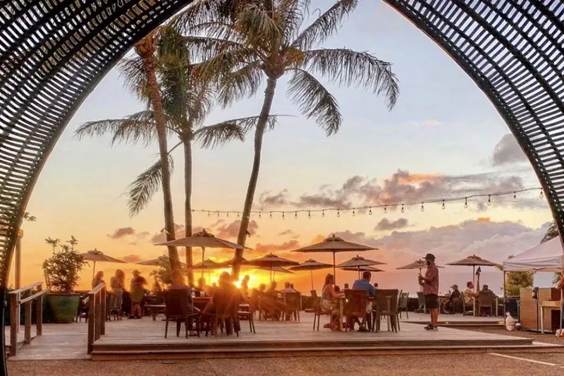 Oceanfront dining at Merriman's Kapalua