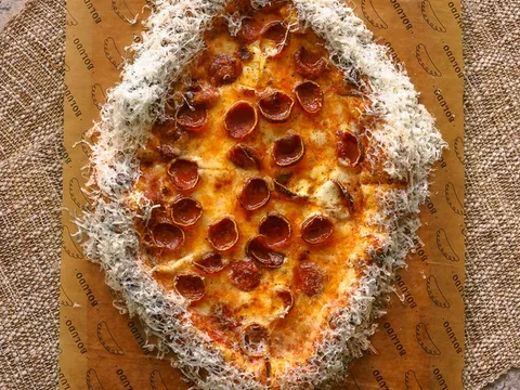 Pepperoni pizza from Boludo