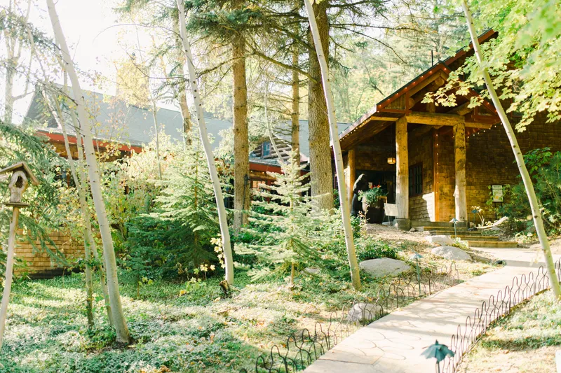 Log Haven restaurant photo