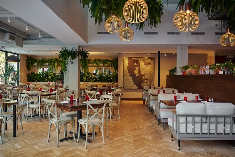 Michael's Genuine Food & Drink restaurant photo