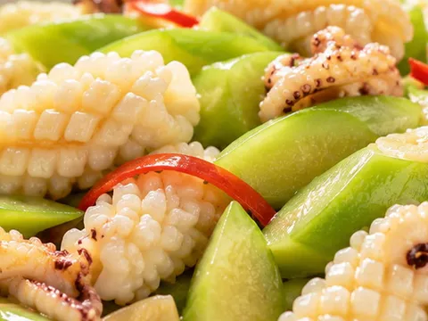 Stir-fried squid with cucumber and red chili at Gaga Seafood Restaurant, Boston