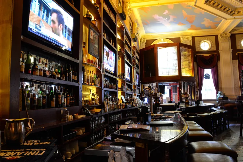 Bar and dining room with a painted ceiling at Han Dynasty
