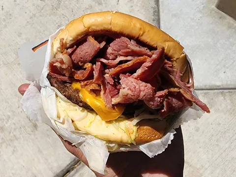 Crown Burgers restaurant photo