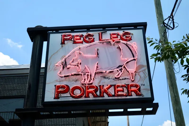 Peg Leg Porker restaurant photo