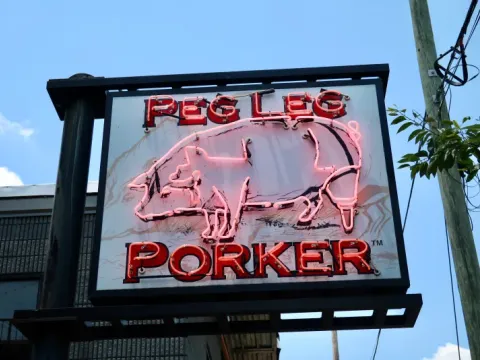 Peg Leg Porker restaurant photo