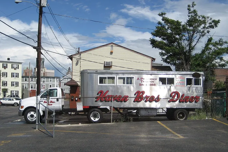 Haven Brothers Diner restaurant photo