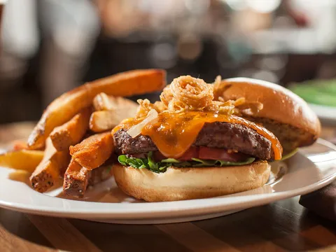 Burger from George and the Dragon