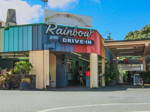 Exterior of Rainbow Drive-In on Kapahulu