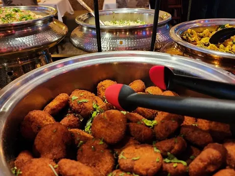 Buffet handi of Dahi Ke Kabab and other dishes at Sakoon in Fremont