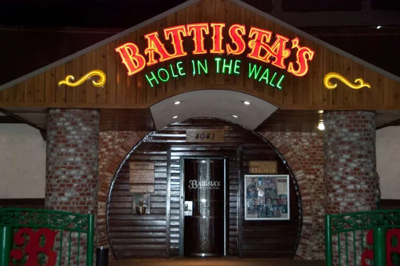 Battista's Hole in the Wall restaurant photo