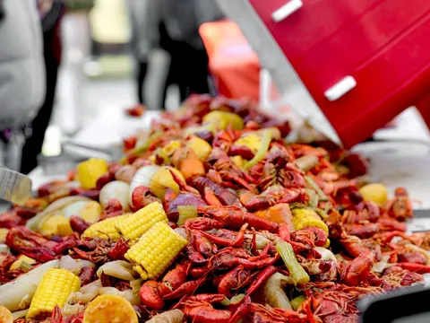 Lowcountry boil with crawfish, corn and potatoes at Hyman's Seafood