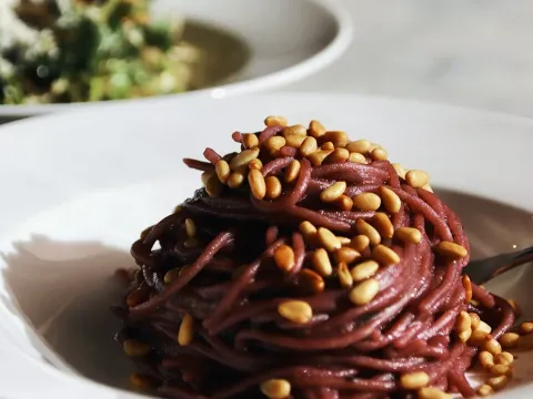 Red wine spaghetti with pine nuts at Bar La Grassa