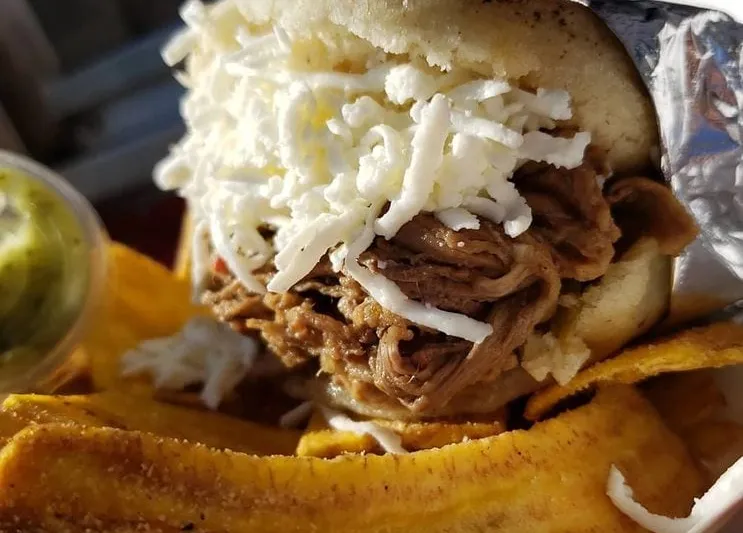 Venezuelan sandwich from Que Chevere